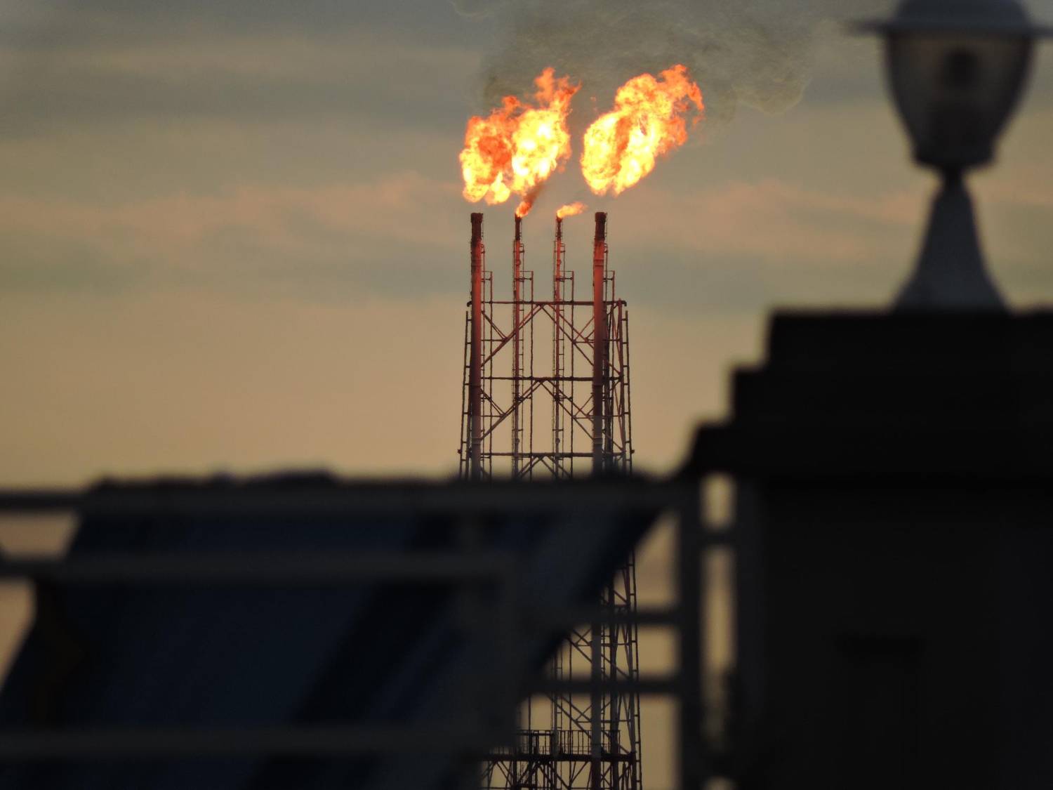Oil and gas platform